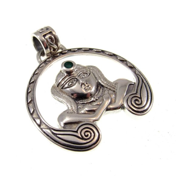 Solid 925 Sterling Silver Celtic Goddess ANU Pendant with Green Agate Gemstone - Picture 3 of 5